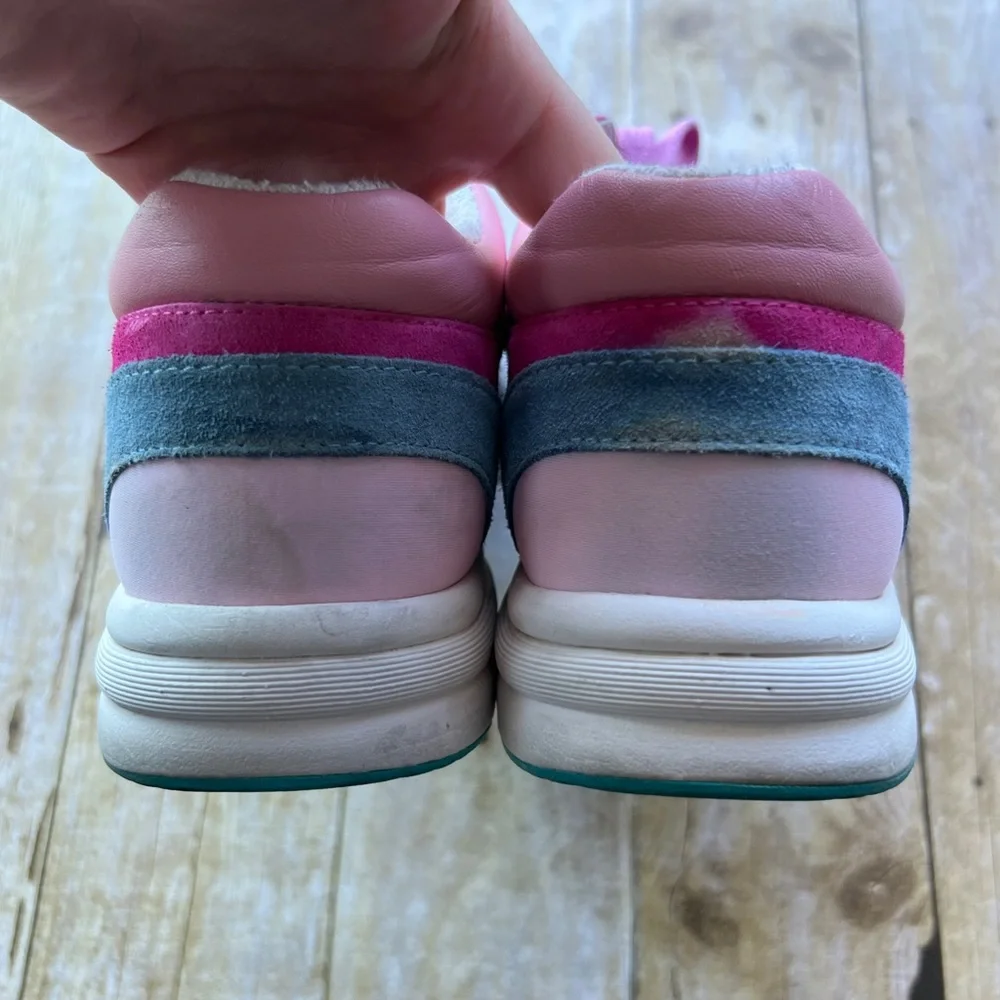 CHANEL RUNNERS CC LOGO SUEDE 'BURGUNDY/BEIGE' SNEAKER - Picture 6 of 9